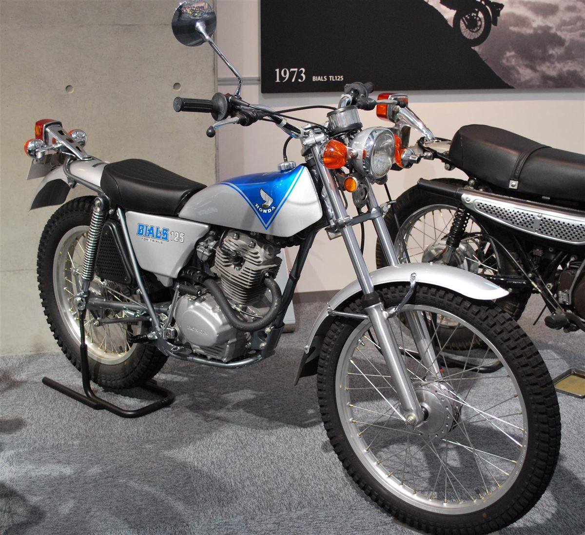 HONDA TL 125 BIALS 1973 - 1979