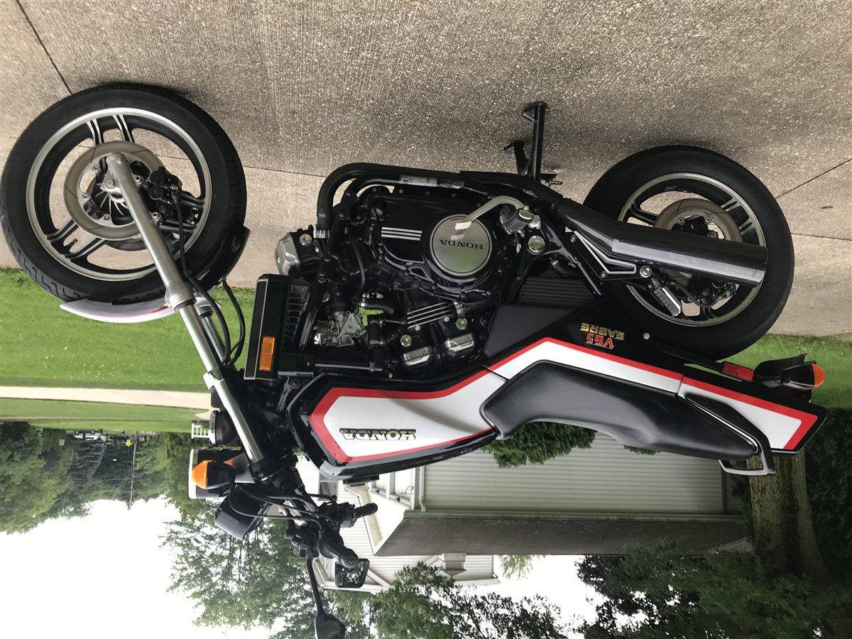 HONDA VF 1100S SABRE V65 1985