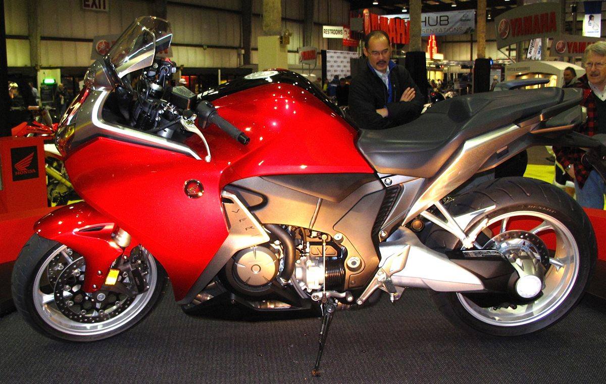 HONDA VFR 1200F 2010