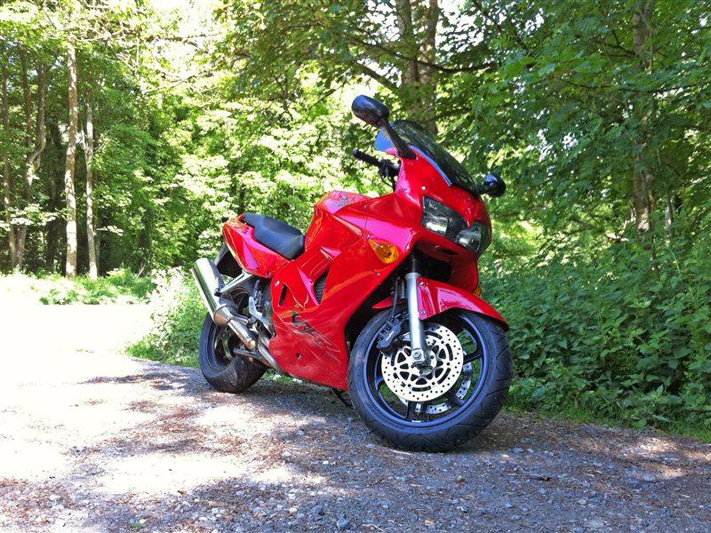 HONDA VFR 800FI 2001