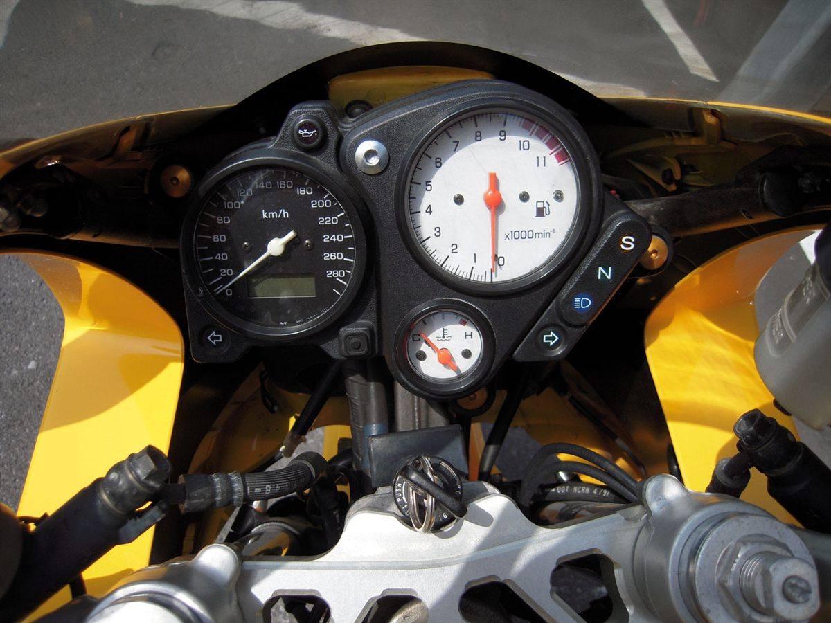 HONDA VTR 1000F FIRESTORM 1997