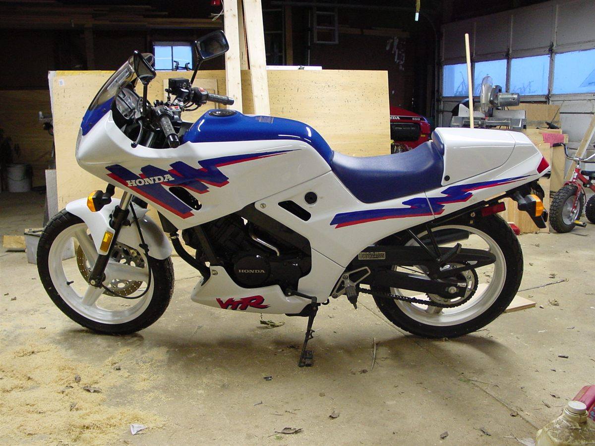 HONDA VTR 250 INTERCEPTOR 1988 - 1990