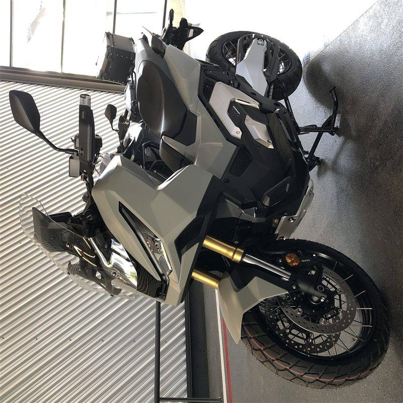 HONDA X-ADV 750 2025