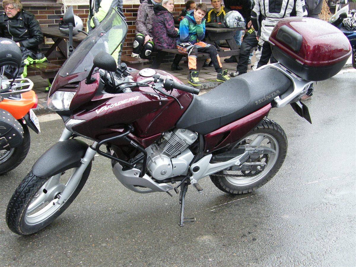 HONDA XL 125V VARADERO 2009 - 2010