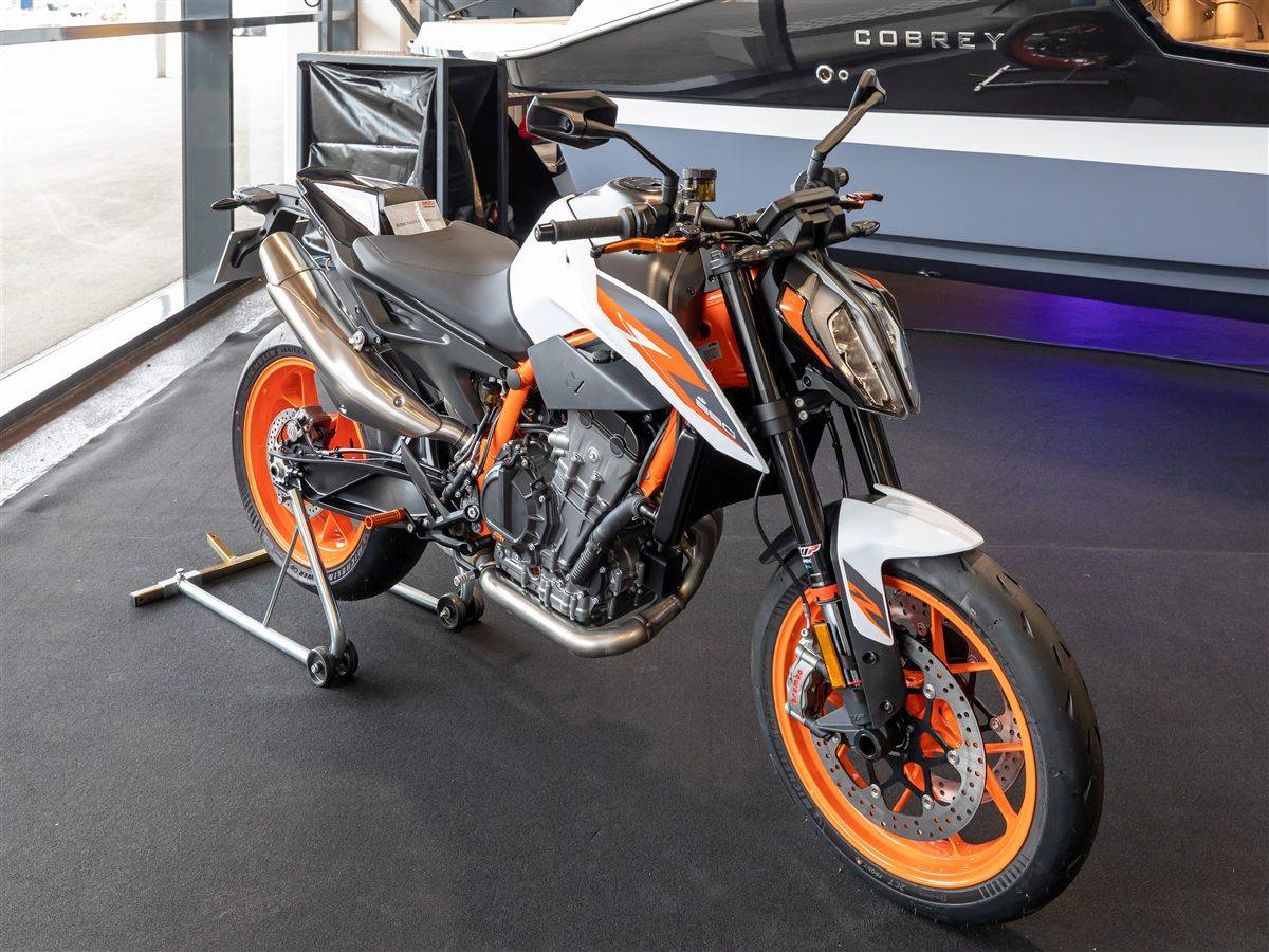 KTM 890 DUKE 2021