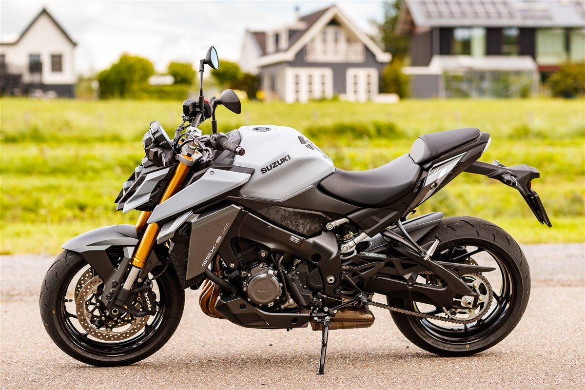 SUZUKI GSX-S 1000 2026