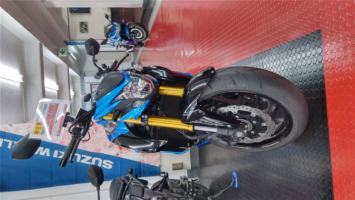 SUZUKI GSX-S 750 2021