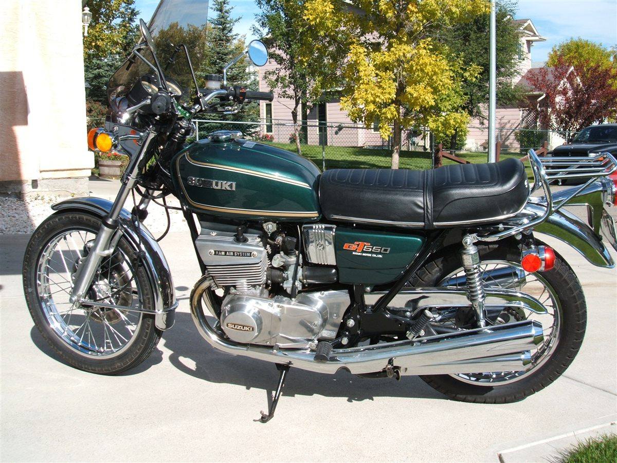 SUZUKI GT 550A - B 1976 - 1977