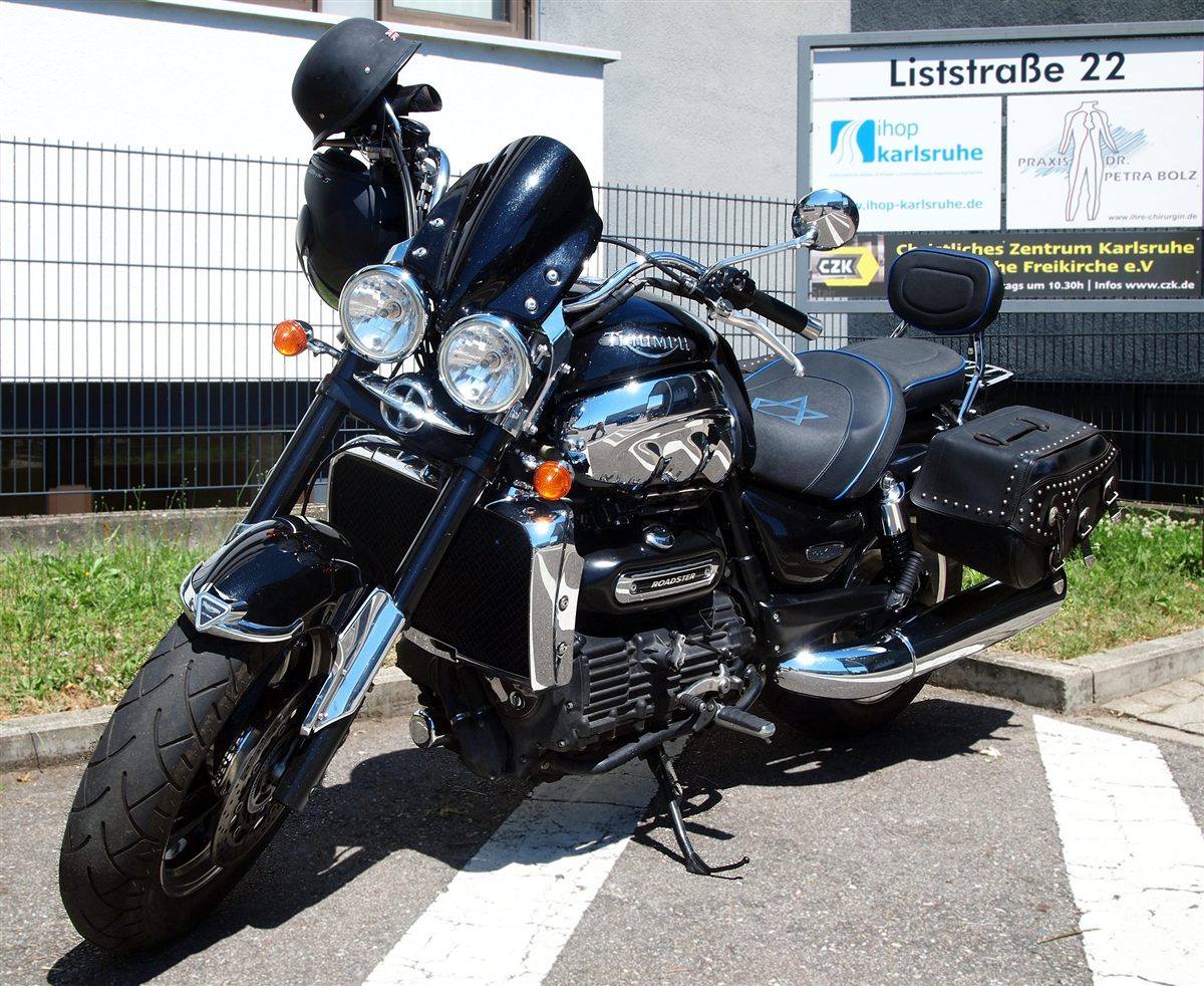 TRIUMPH ROCKET III ROADSTER 2010
