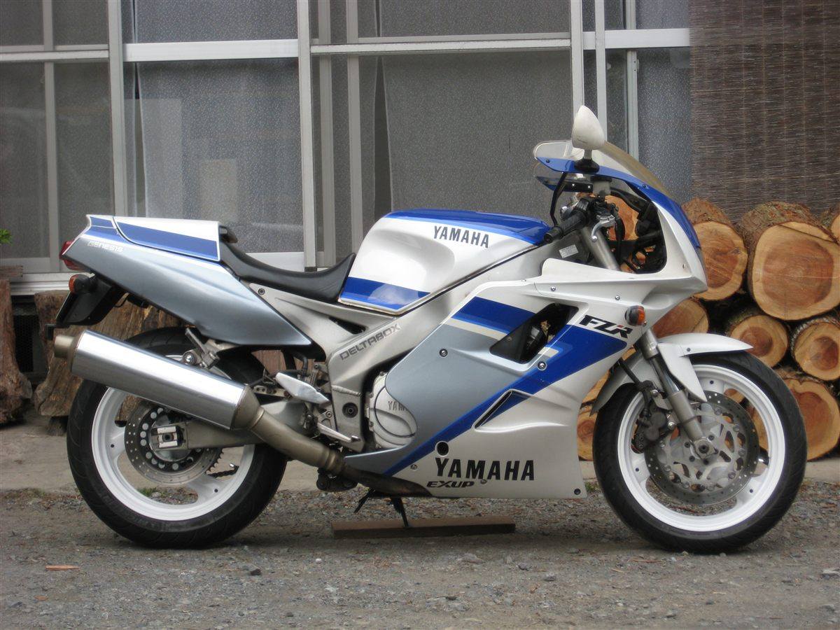 YAMAHA FZR 1000 EXUP 1993