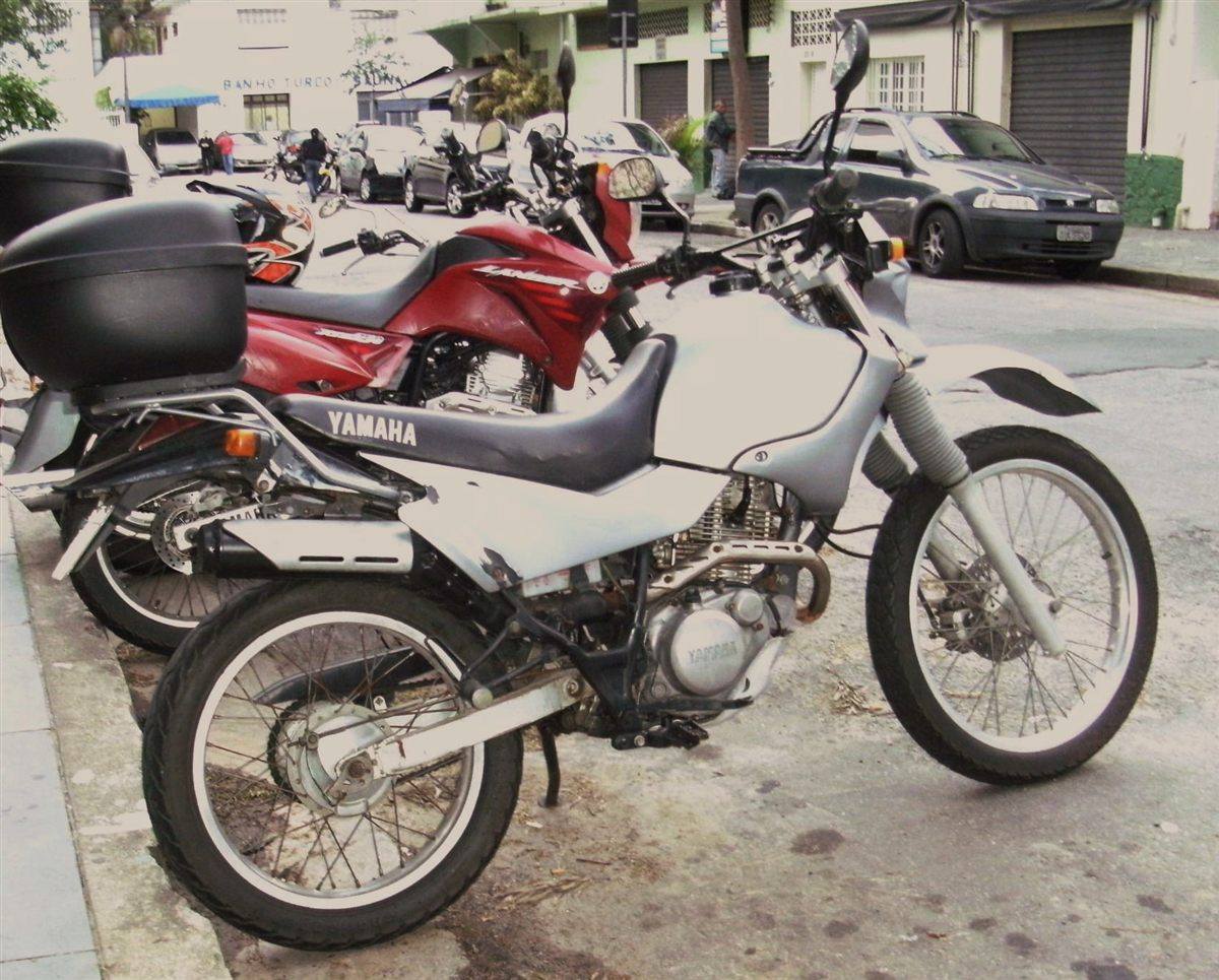 YAMAHA XT 225 SEROW 2004 - 2005